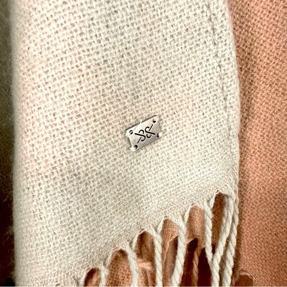 Soia & Kyo neutral toned poncho one size fits all - Picture 9 of 12